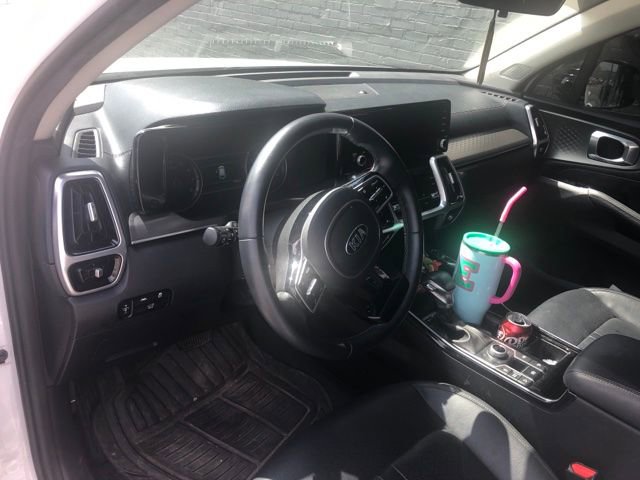 Used 2021 Kia Sorento SX image 11