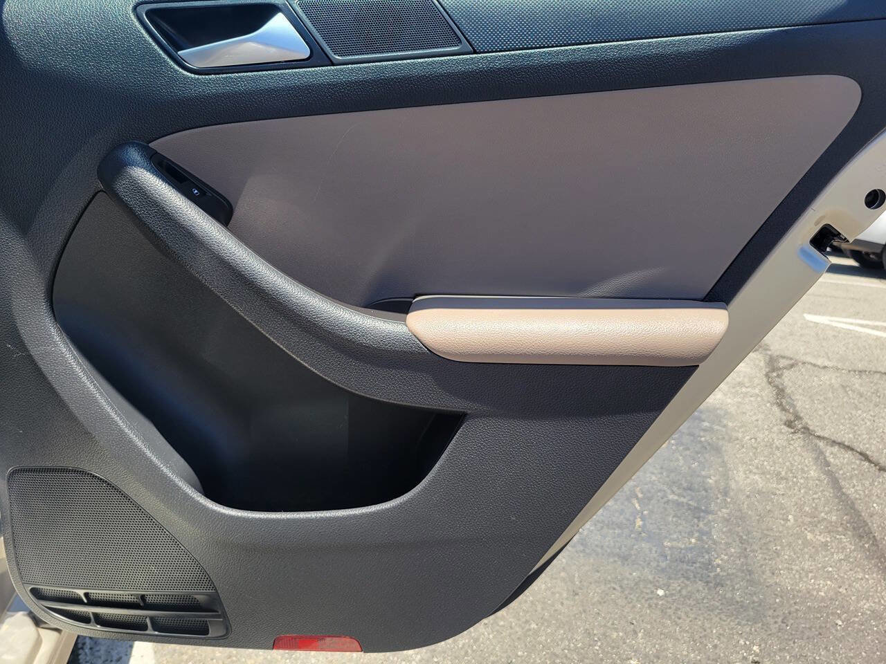 Used 2014 Volkswagen Jetta S FWD image 33