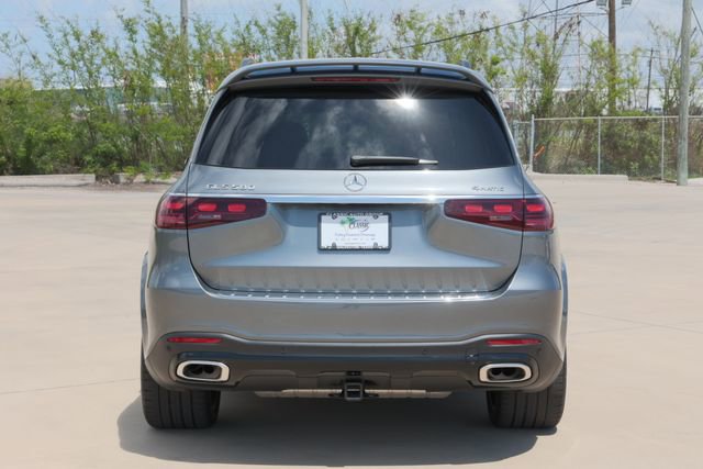Used 2025 Mercedes-Benz GLS 580 4MATIC image 7
