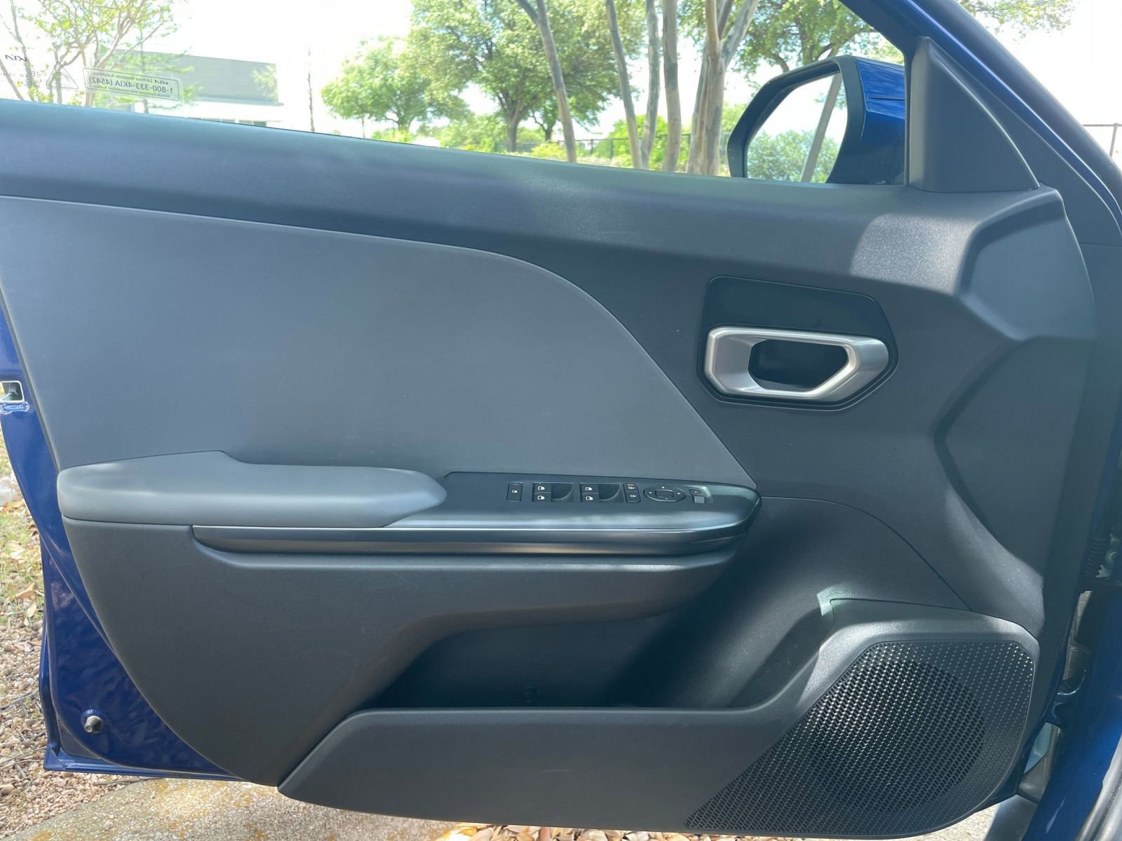 Used 2025 Kia K4 FWD image 18