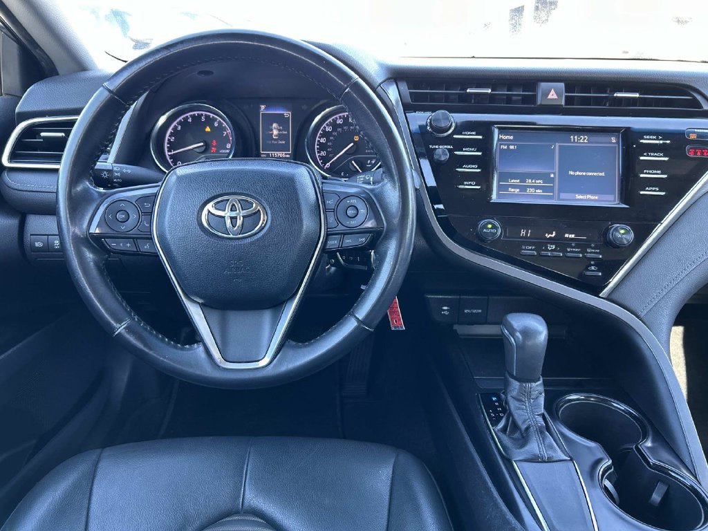 Used 2018 Toyota Camry SE FWD image 16