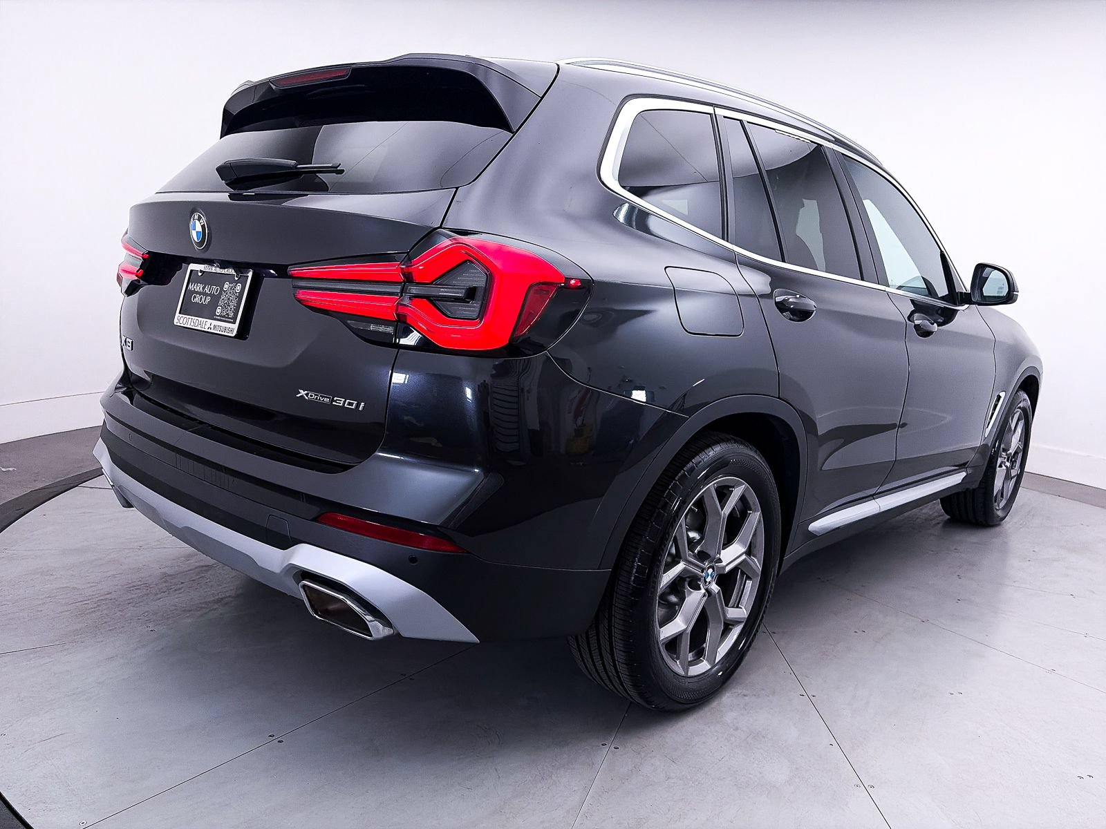 Used 2022 BMW X3 xDrive30i w/ Convenience Package w/ZPA AWD/4WD image 16