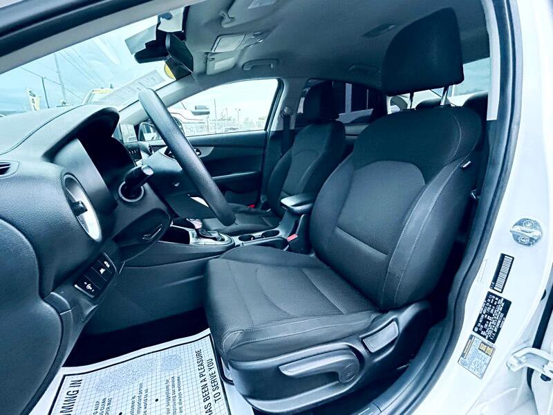 Used 2021 Kia Forte LXS image 10