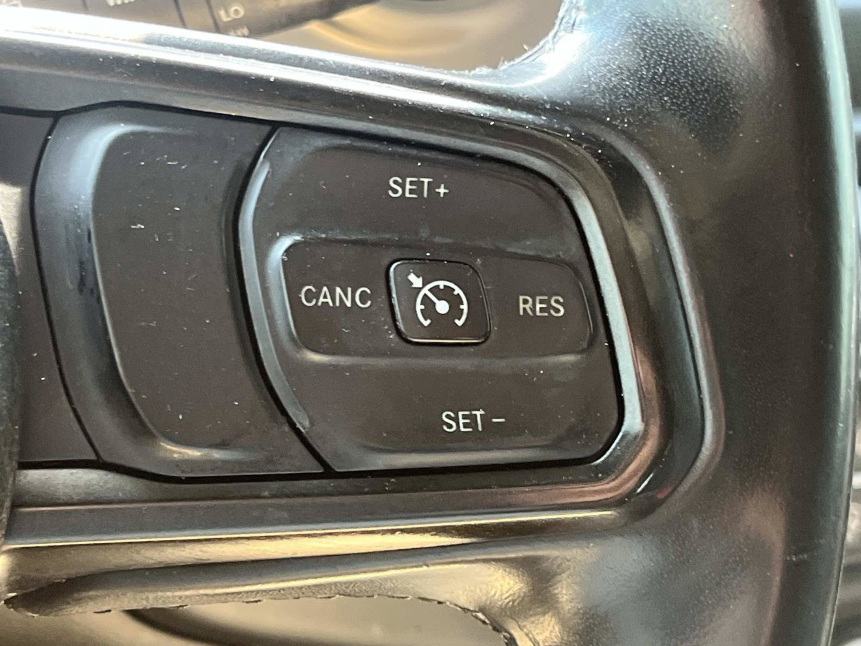 Used 2018 Jeep Wrangler Unlimited Sport S AWD/4WD image 30