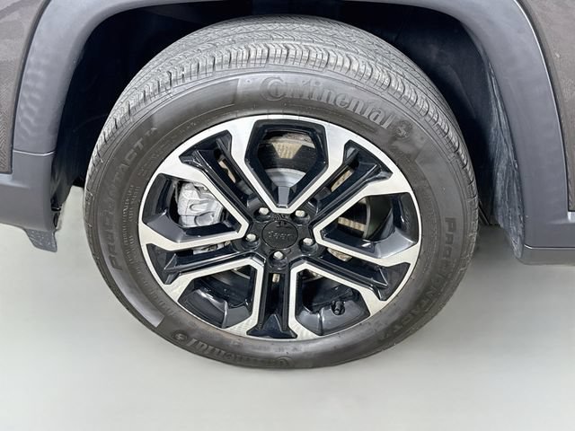 Used 2023 Jeep Compass Limited AWD/4WD image 27