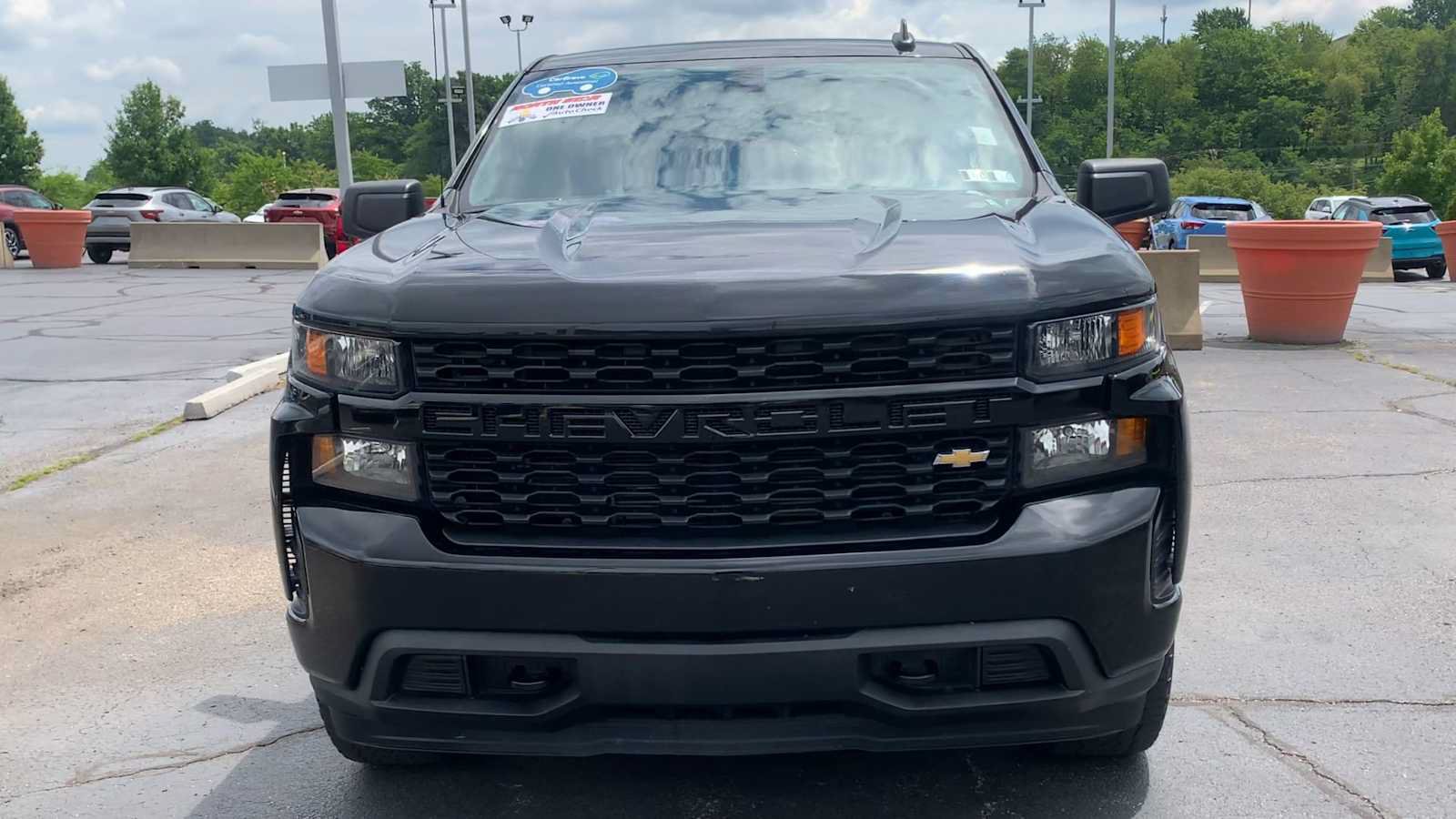 Certified 2021 Chevrolet Silverado 1500 Custom AWD/4WD image 3