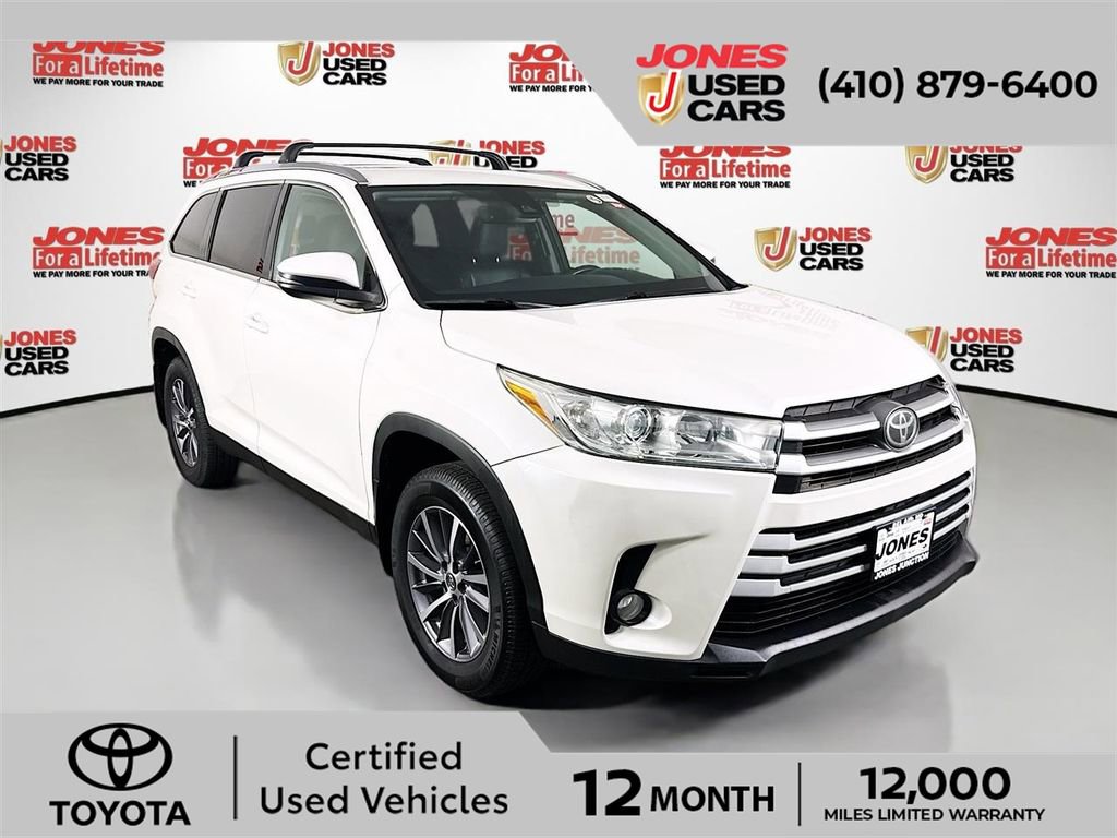 Certified 2019 Toyota Highlander XLE image 1