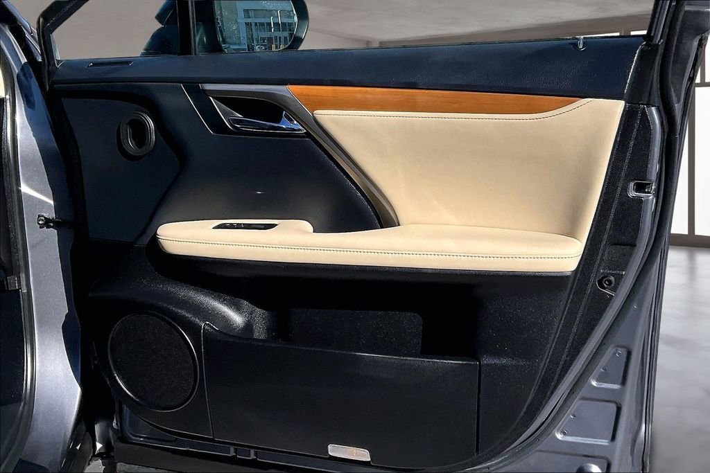 Used 2022 Lexus RX 450h AWD w/ Premium Package image 28