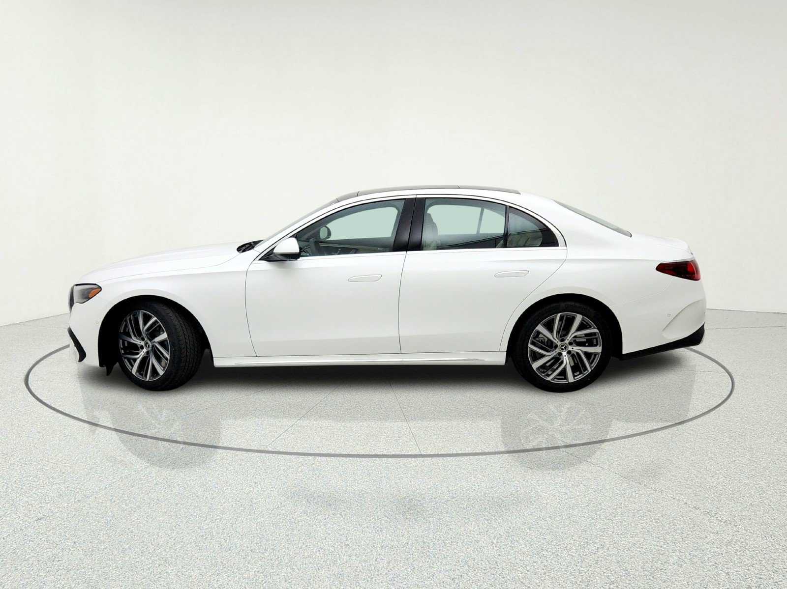 New 2026 Mercedes-Benz E 450 4MATIC Sedan image 14