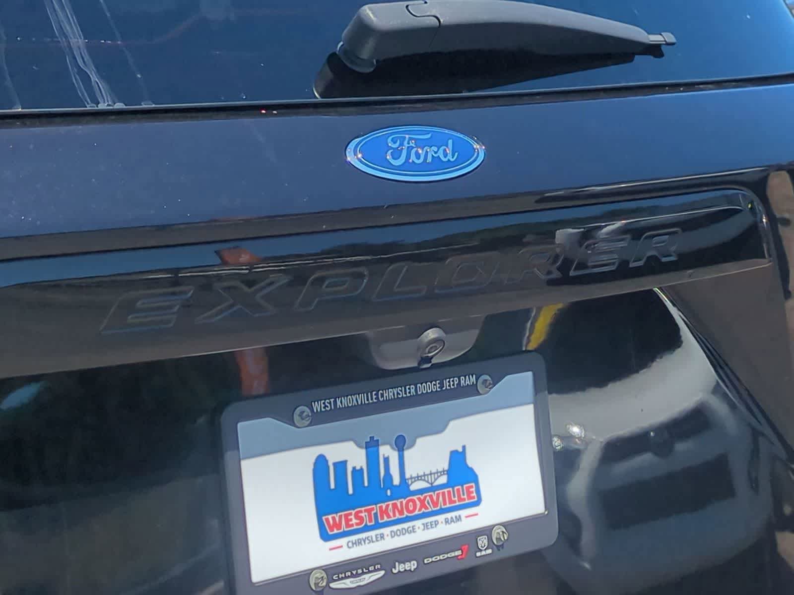 Used 2020 Ford Explorer ST w/ ST Street Pack AWD/4WD image 13