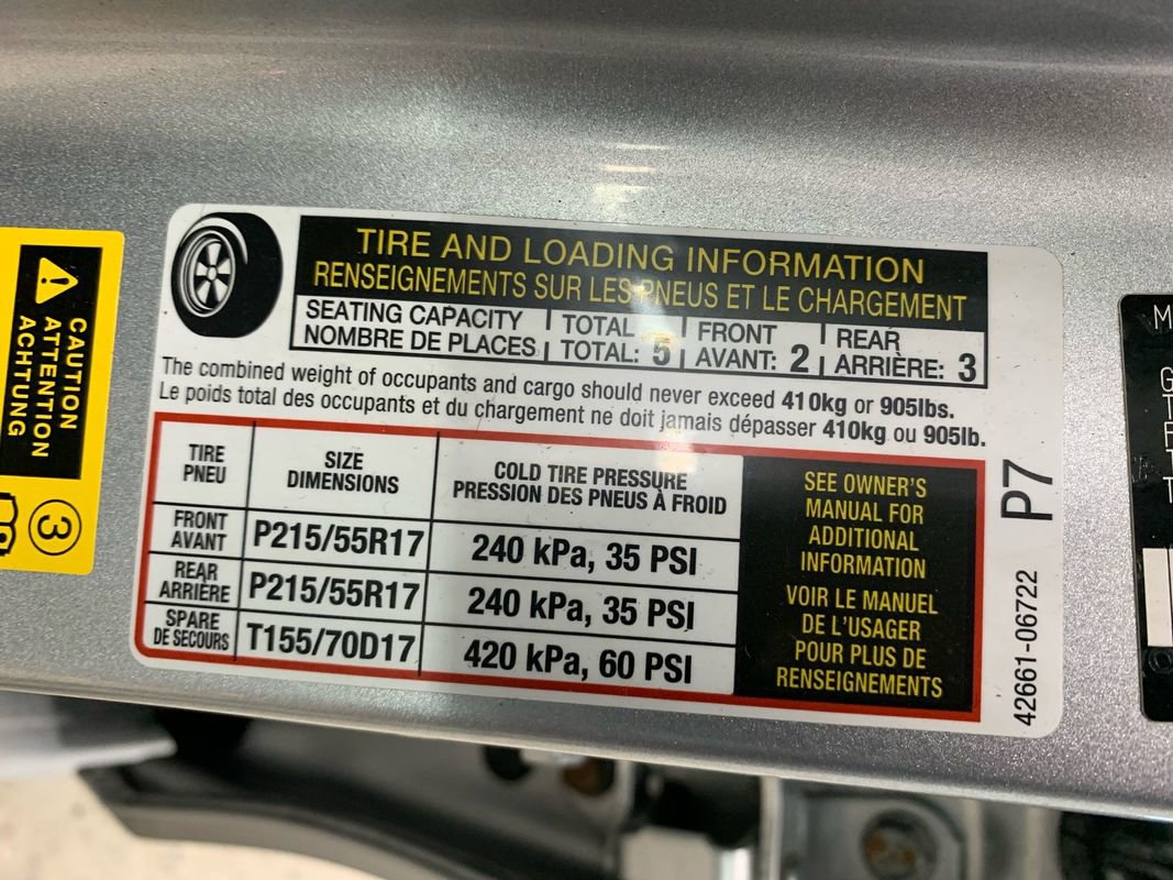 Used 2017 Toyota Camry SE w/ Moonroof Package image 19