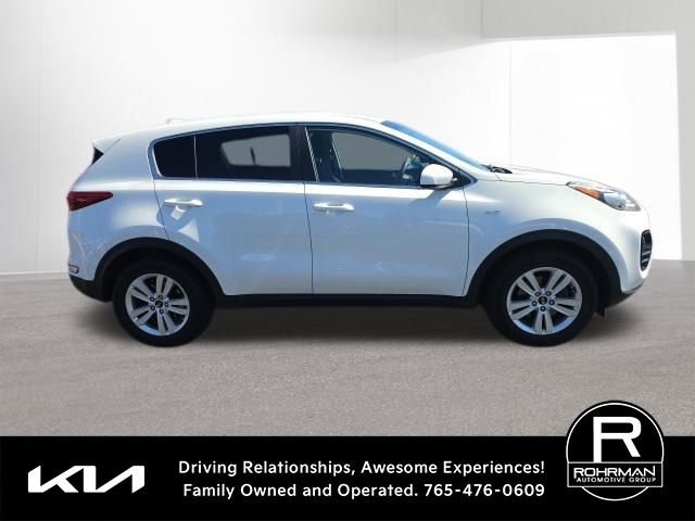 Used 2017 Kia Sportage LX image 4