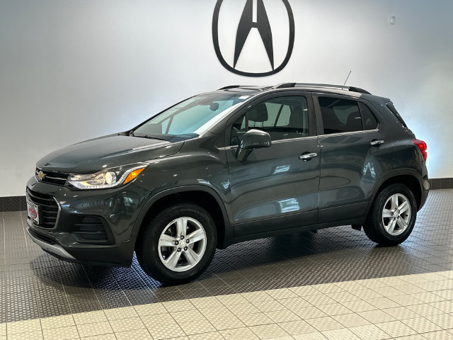 Used 2018 Chevrolet Trax LT w/ Driver Confidence Package FWD image 3