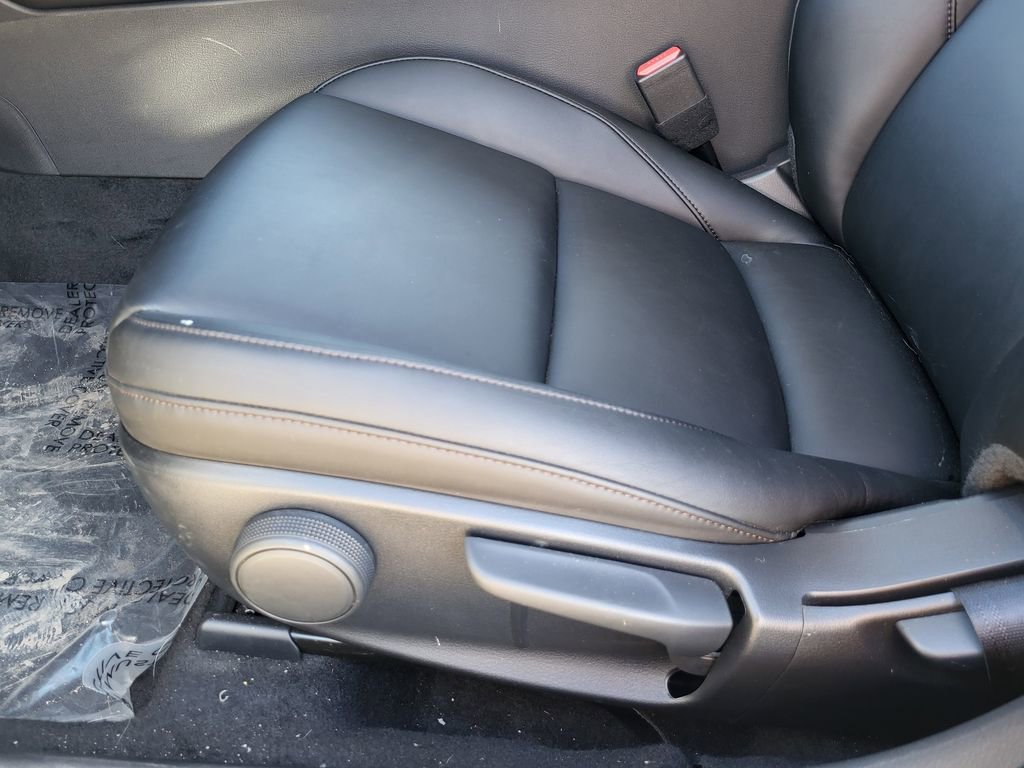 Used 2025 MAZDA MAZDA3 s image 26