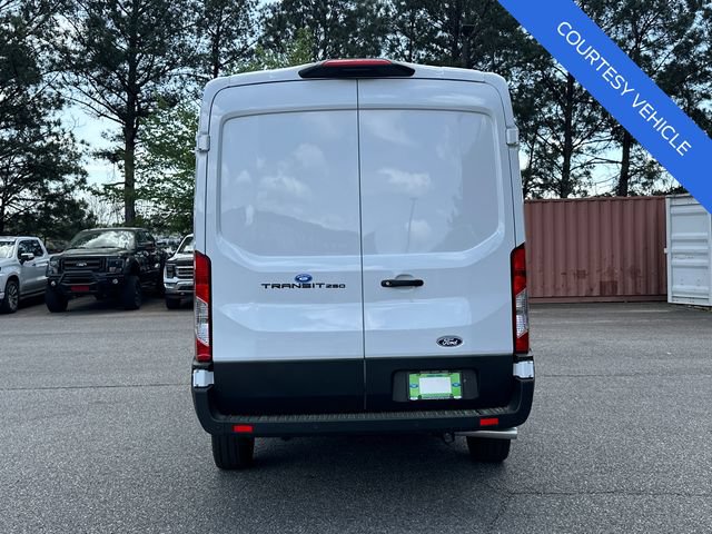 New 2026 Ford Transit 250 148 Medium Roof w/ Load Area Protection Package RWD image 6