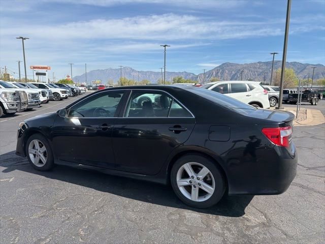 Used 2014 Toyota Camry SE FWD image 15