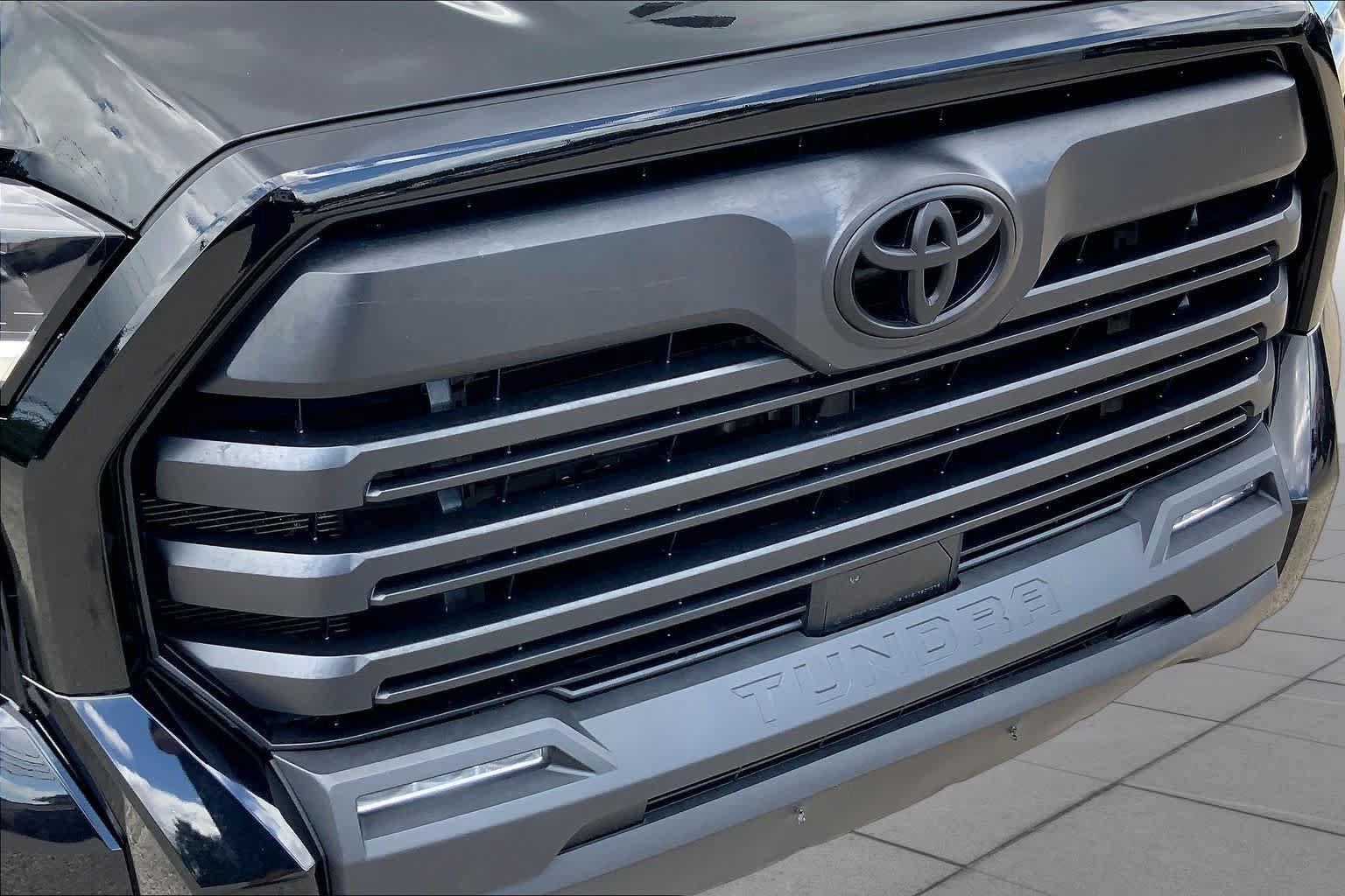 Used 2023 Toyota Tundra SR5 AWD/4WD image 25