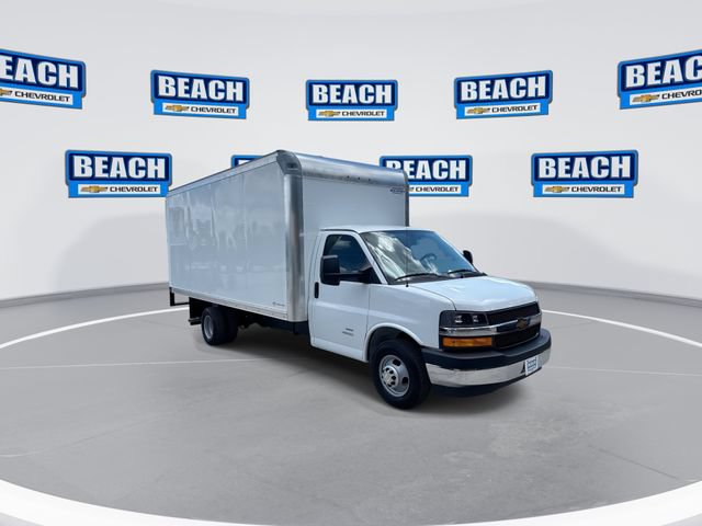 New 2026 Chevrolet Express 4500 w/ Power Convenience Package RWD image 2