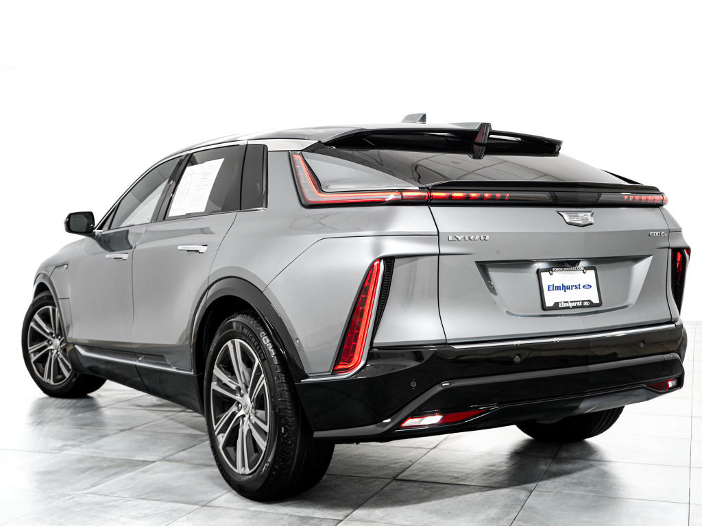 Used 2024 Cadillac Lyriq Luxury AWD/4WD image 5