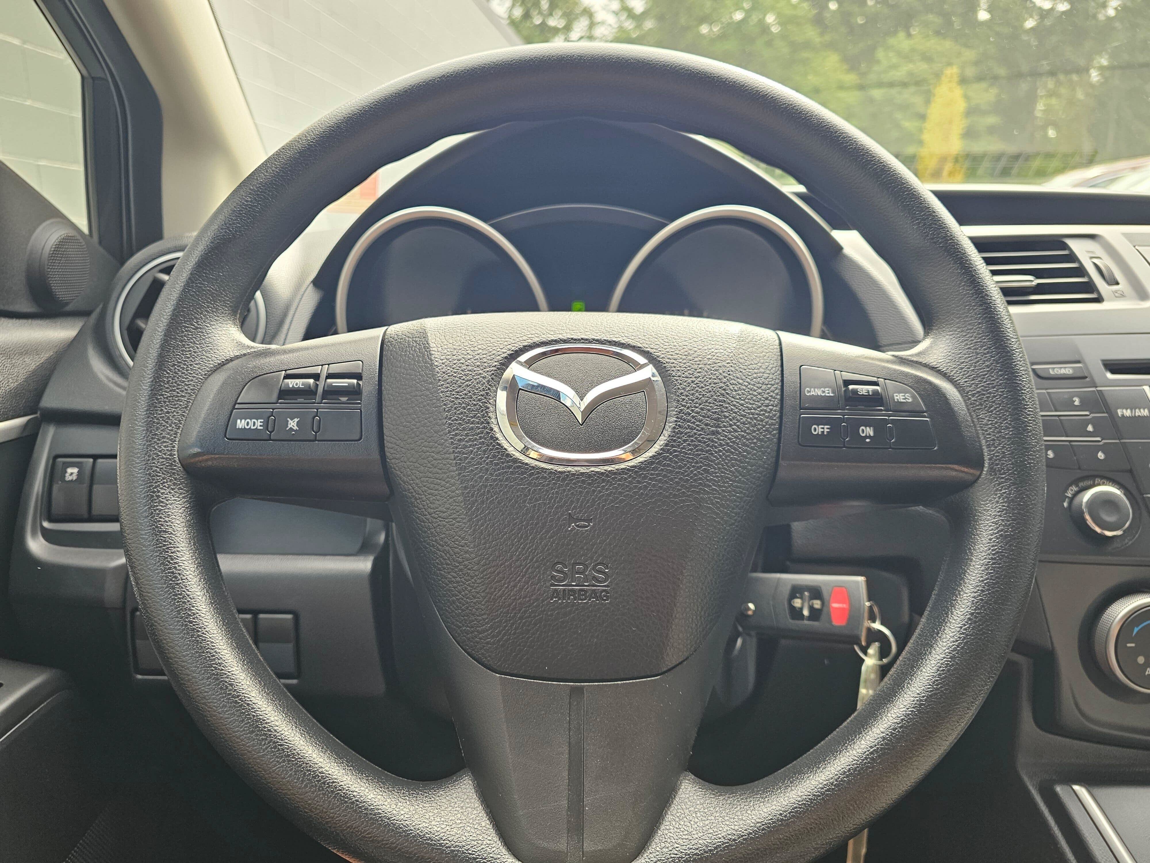 Used 2015 MAZDA MAZDA5 Sport FWD image 26