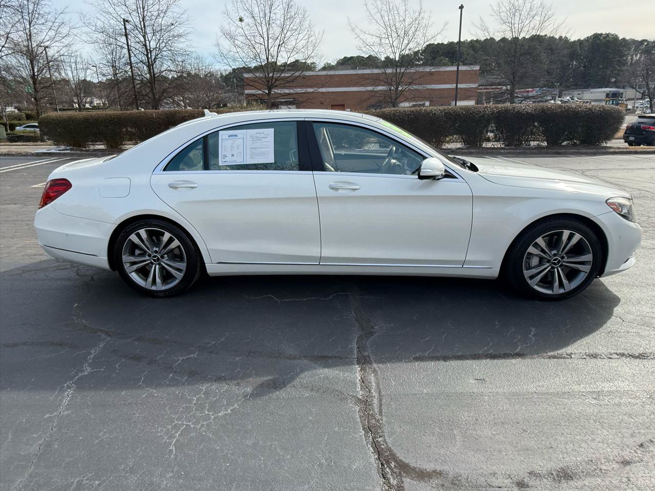 Used 2016 Mercedes-Benz S 550 Sedan w/ Premium Package image 5