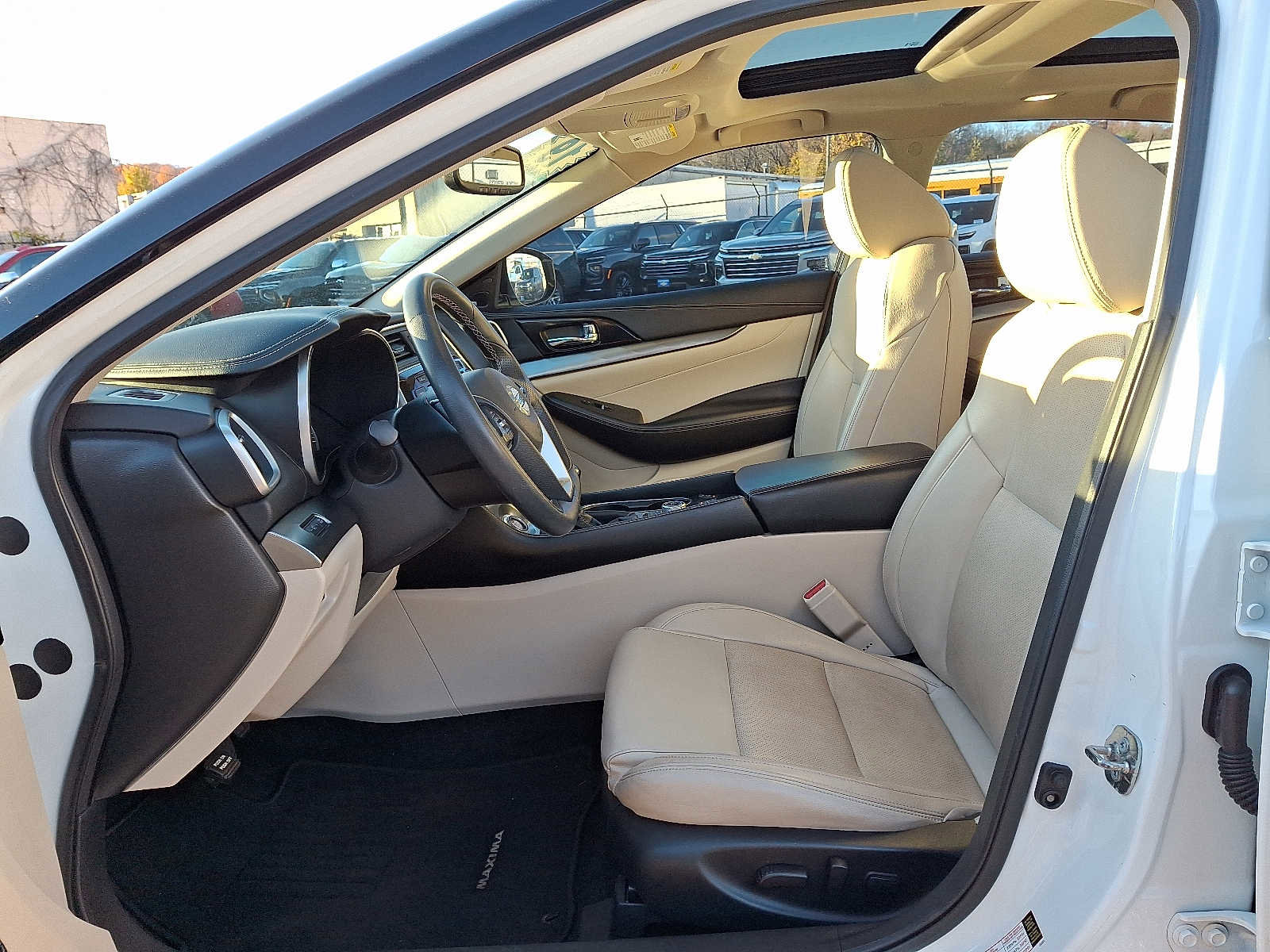 Used 2019 Nissan Maxima 3.5 SL w/ Floor Mat Group image 13