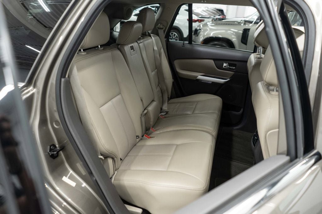Used 2013 Ford Edge Limited AWD/4WD image 11