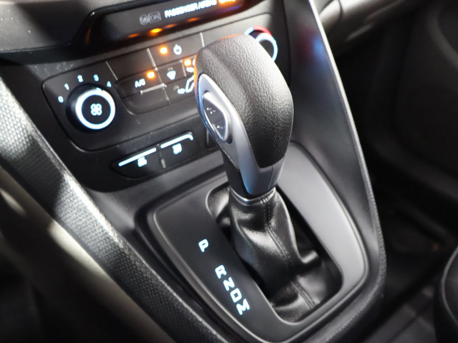 Used 2020 Ford Transit Connect XL FWD image 38