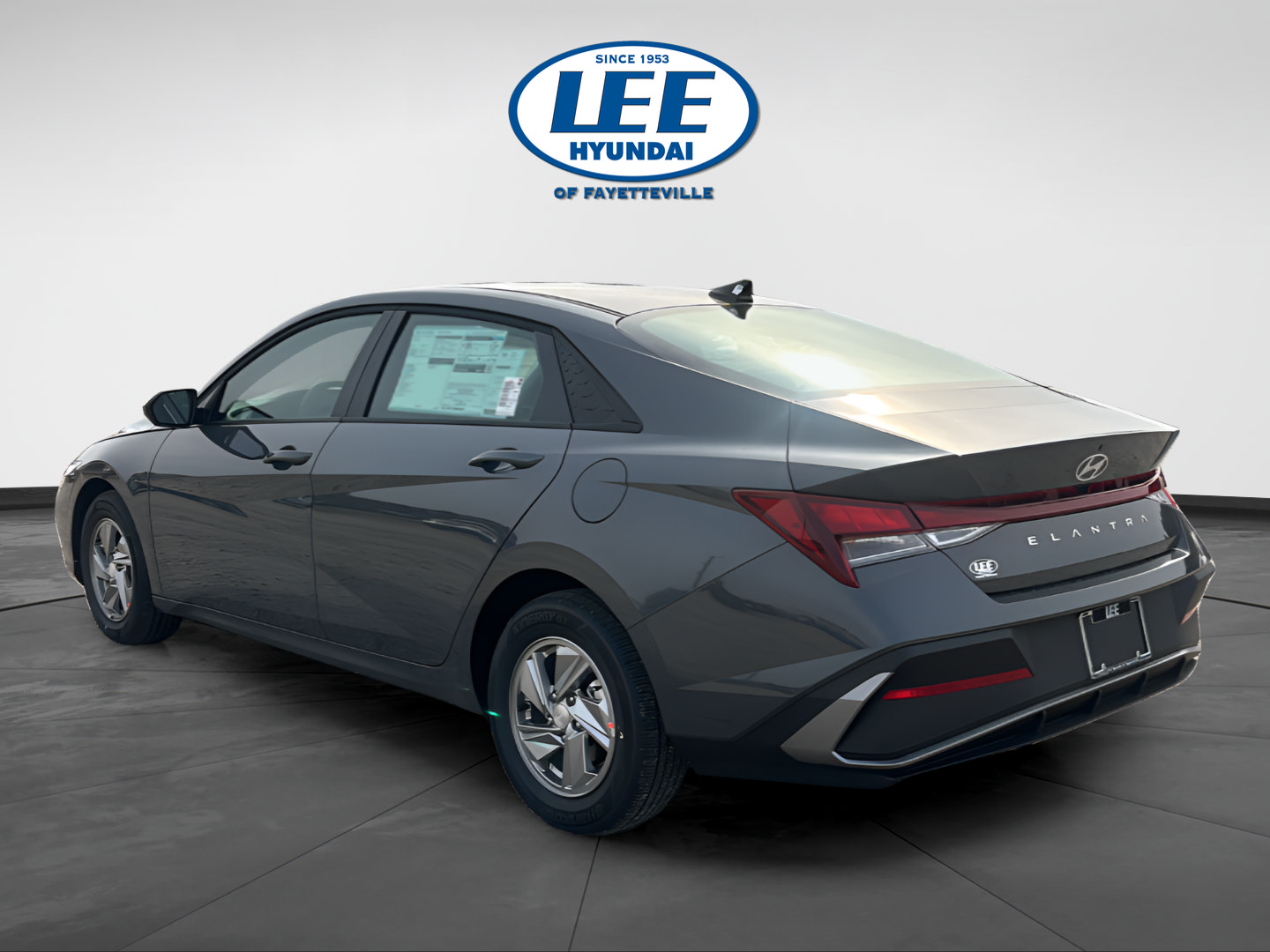 Certified 2026 Hyundai Elantra SE FWD image 4