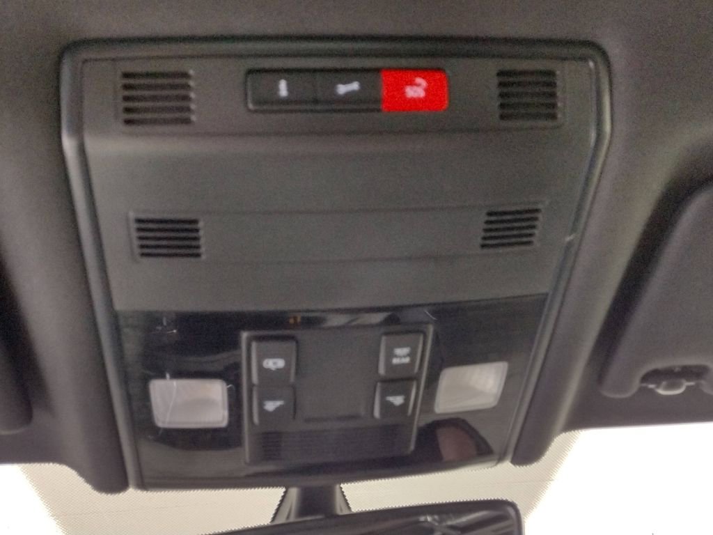 Used 2020 Volkswagen Jetta GLI image 28