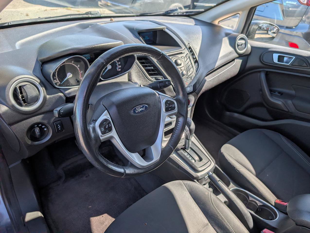 Used 2015 Ford Fiesta SE FWD image 15
