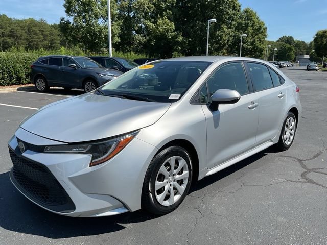Used 2020 Toyota Corolla LE FWD image 2