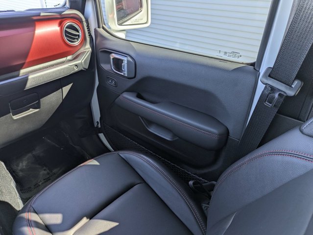 Used 2023 Jeep Gladiator Rubicon w/ Cold Weather Group AWD/4WD image 17