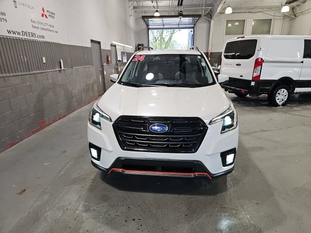 Used 2024 Subaru Forester Sport AWD/4WD image 8