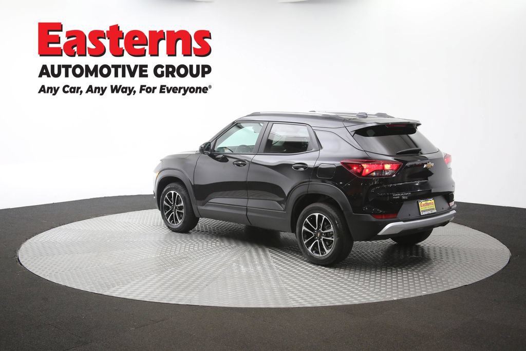 Used 2026 Chevrolet TrailBlazer LT w/ LT Cold Weather Package AWD/4WD image 63