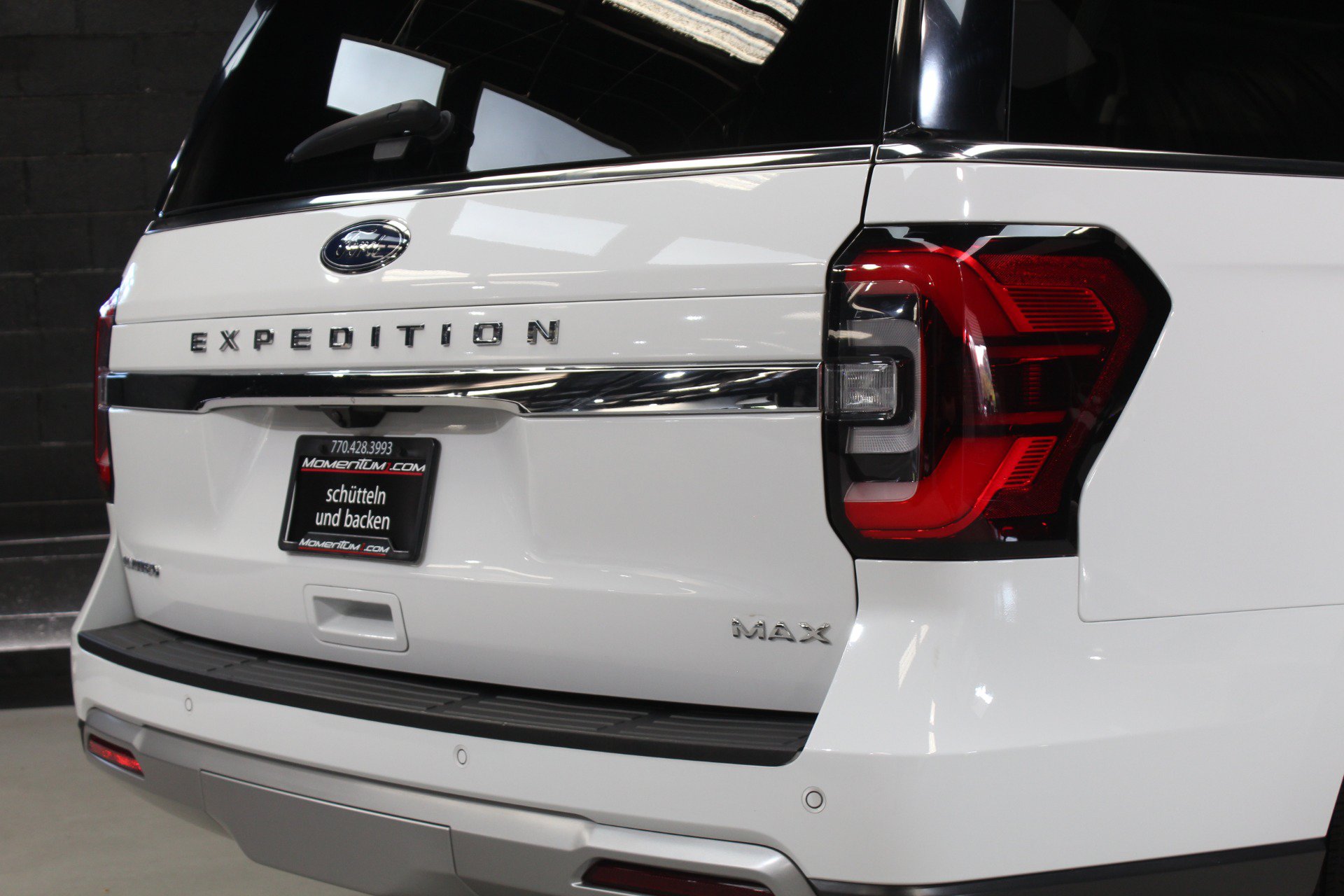 Used 2023 Ford Expedition Max Limited AWD/4WD image 13