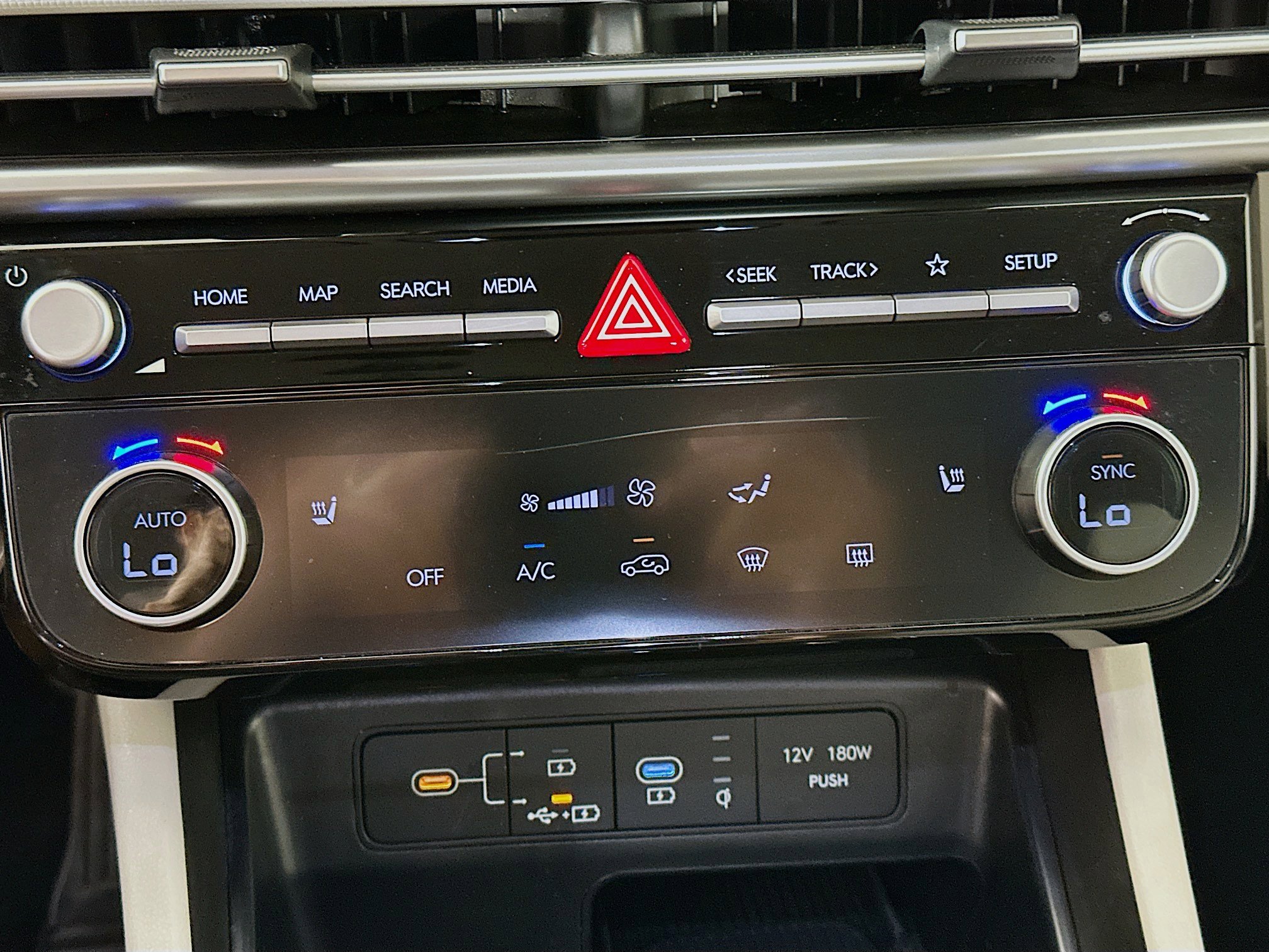 Used 2025 Hyundai Tucson SEL FWD image 23