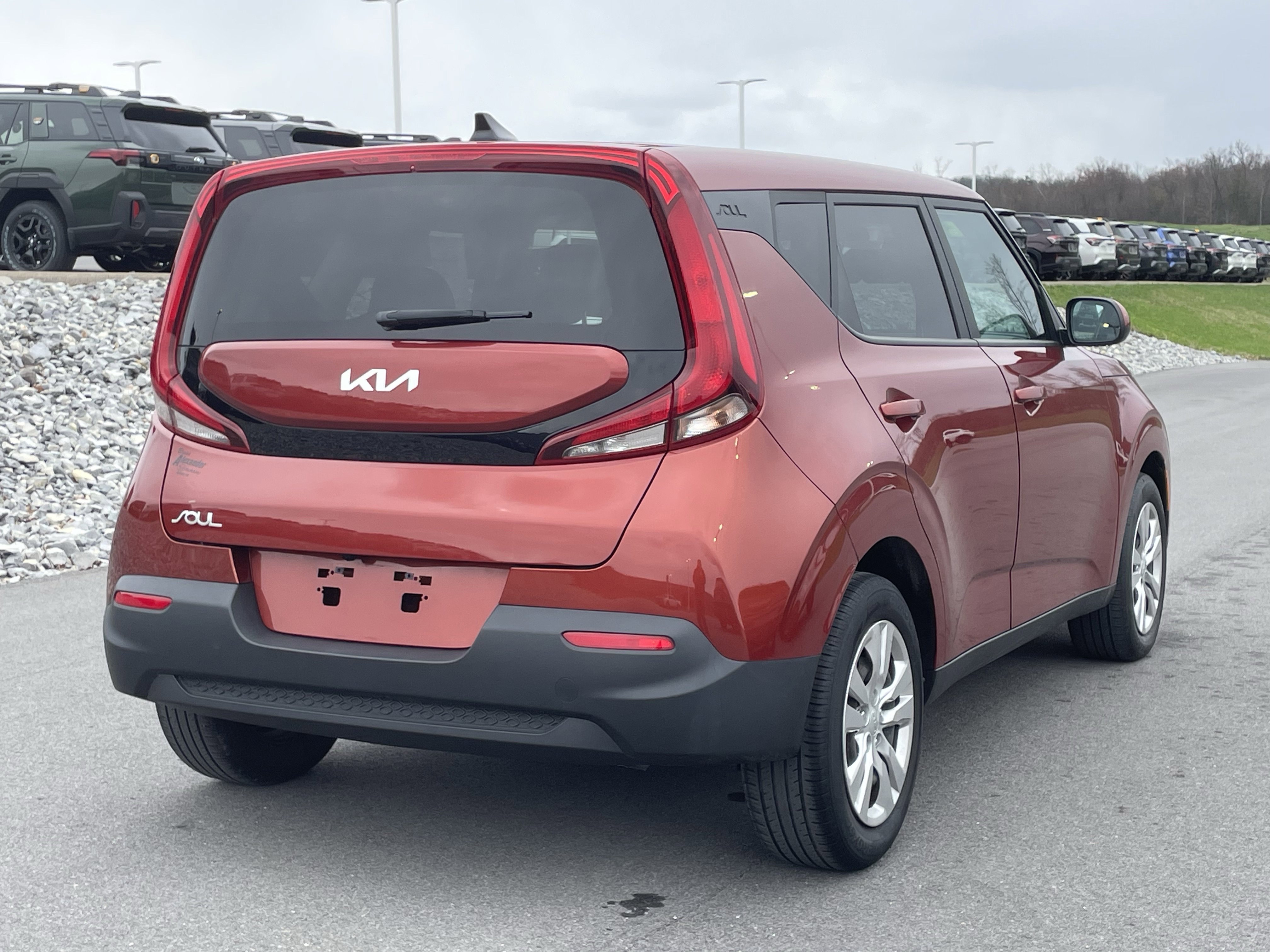 Used 2022 Kia Soul LX FWD image 3