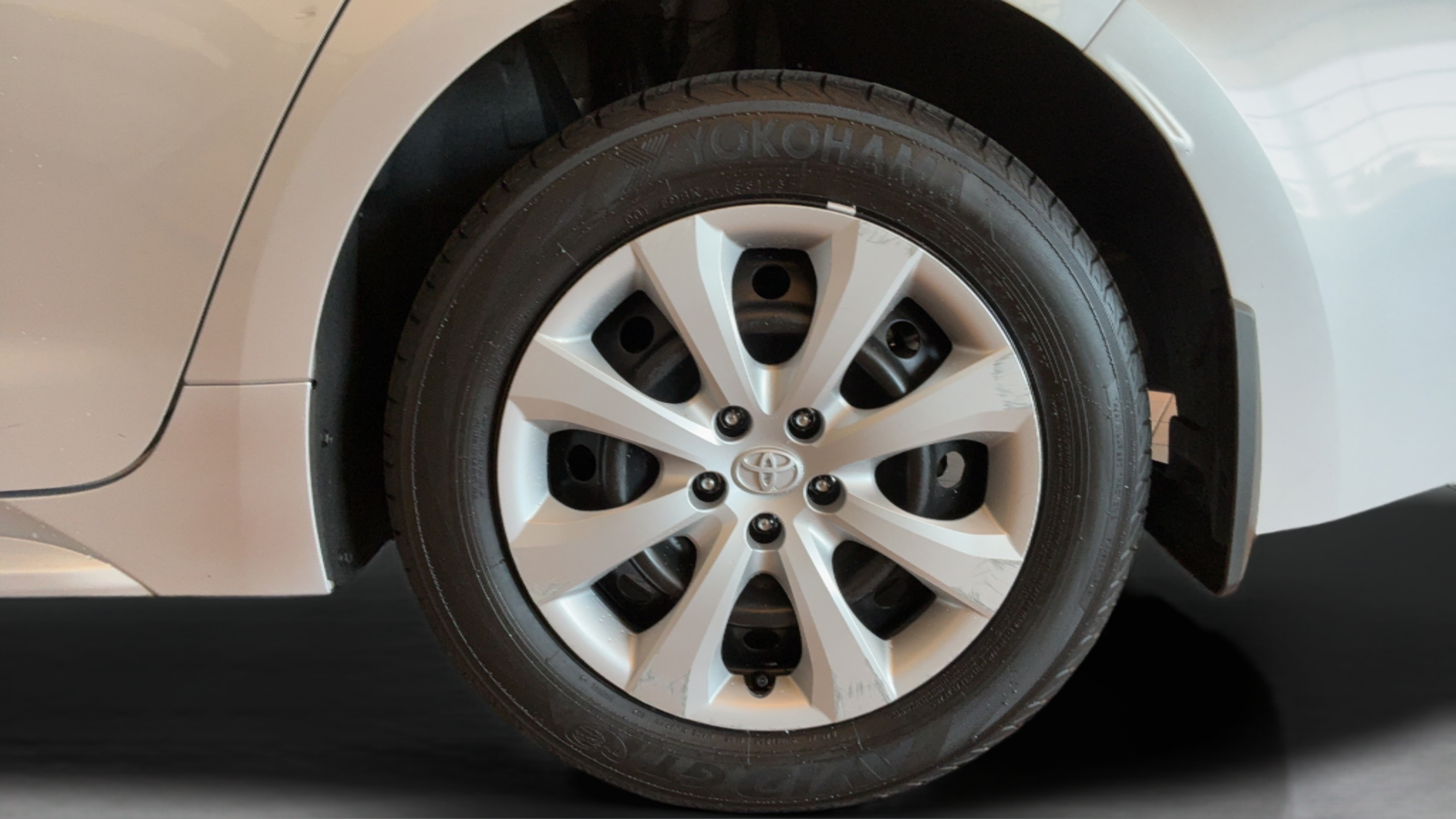 Certified 2024 Toyota Corolla LE FWD image 38