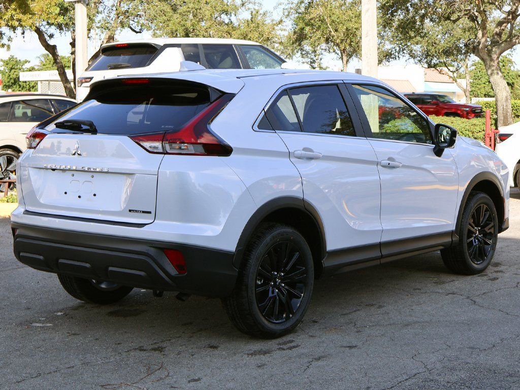 New 2026 Mitsubishi Eclipse Cross LE image 7