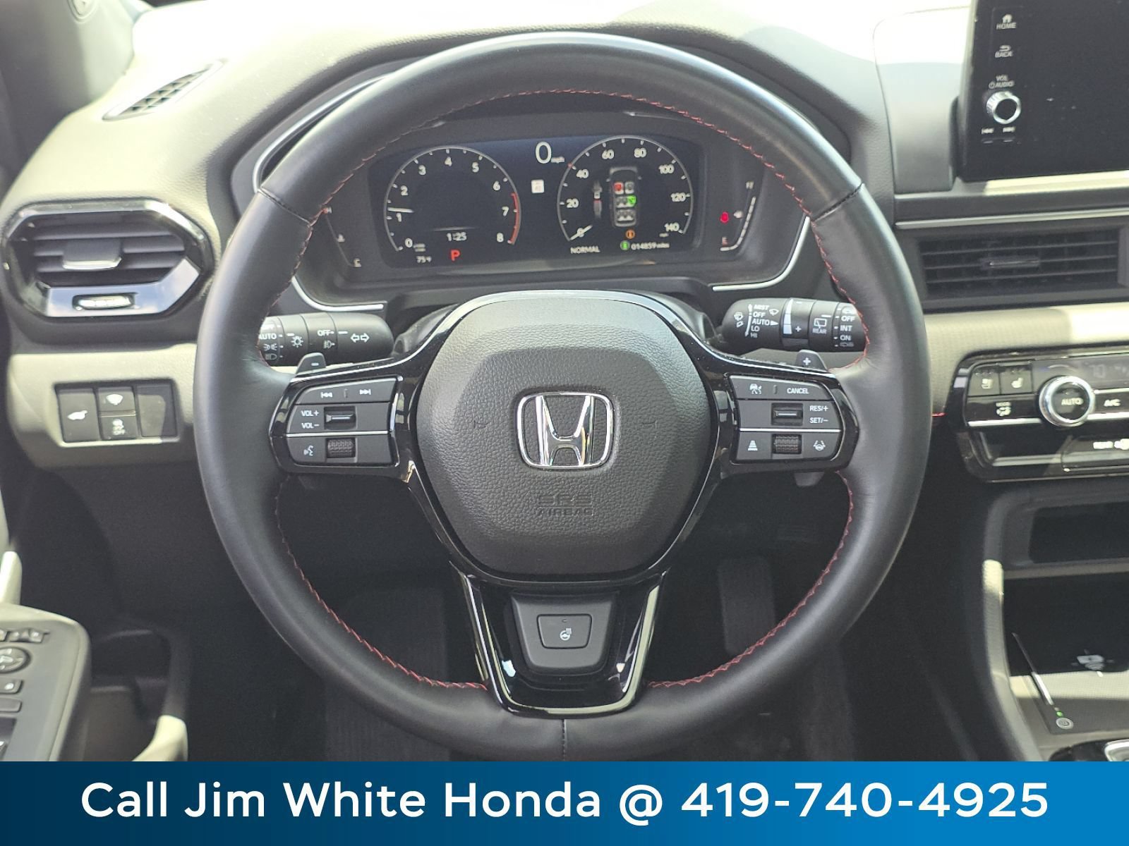 Certified 2025 Honda Pilot Black Edition image 31
