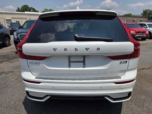 Certified 2024 Volvo XC60 B5 Core w/ Protection Package Premier AWD/4WD image 4