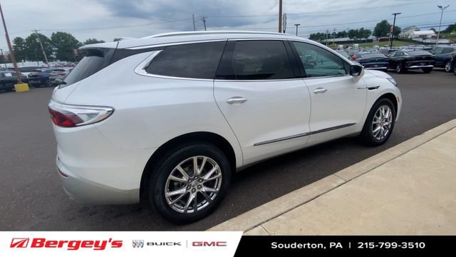 Certified 2024 Buick Enclave Essence w/ Experience Buick Package AWD/4WD image 10