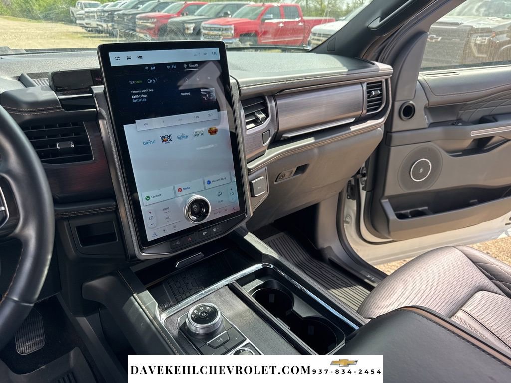 Used 2022 Ford Expedition Max Platinum AWD/4WD image 18
