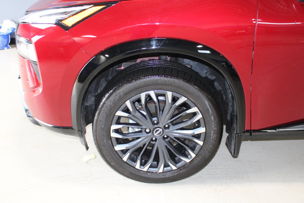 Used 2025 Nissan Rogue Platinum AWD/4WD image 4
