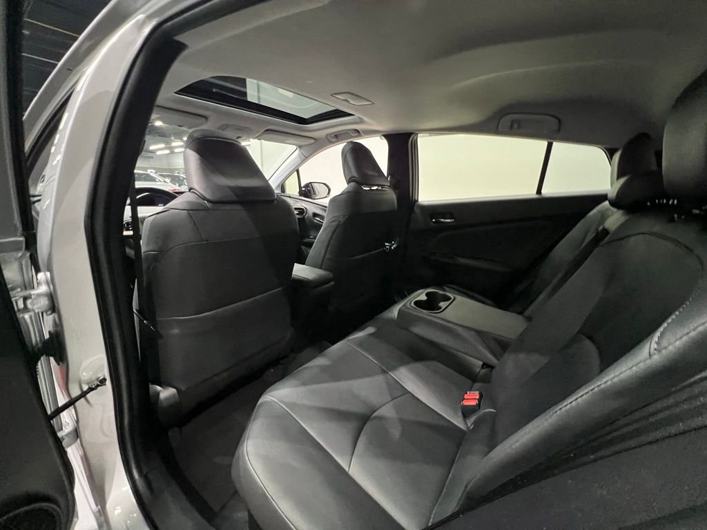 Used 2017 Toyota Prius Four w/ Advanced Technology Package image 31