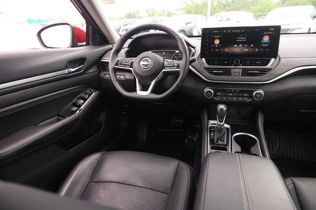 Used 2023 Nissan Altima 2.5 SL FWD image 23