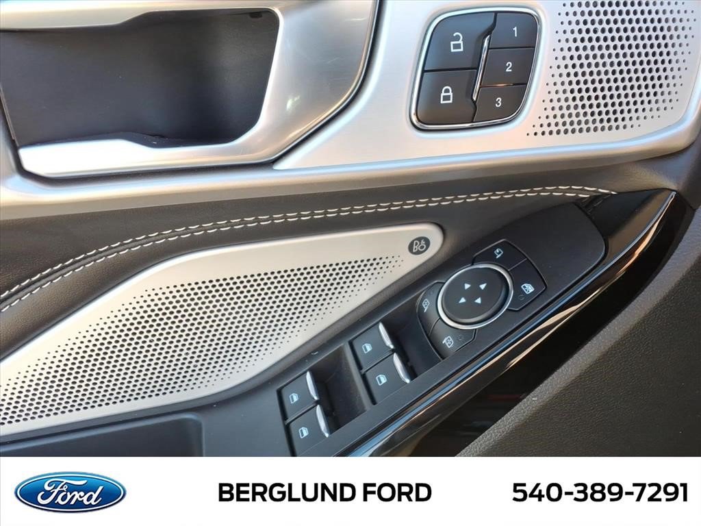 Used 2023 Ford Explorer ST w/ Equipment Group 401A AWD/4WD image 22