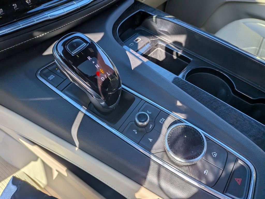 Certified 2023 Cadillac Escalade Premium Luxury w/ Performance Package image 21