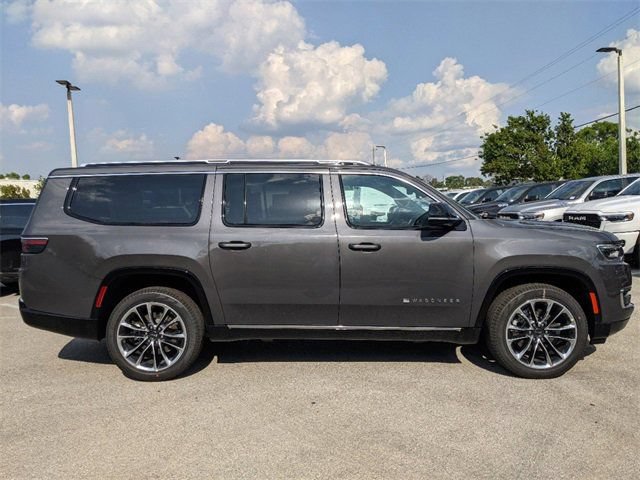 New 2024 Jeep Wagoneer L Series III w/ Premium Group I AWD/4WD image 3
